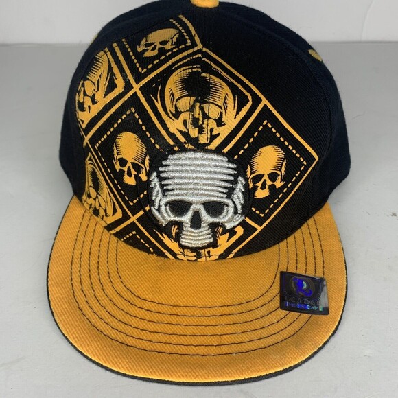 Leader In Headwear Yellow Black Skull Fitted Cap Holographic Sticker Size XXS - Picture 2 of 15